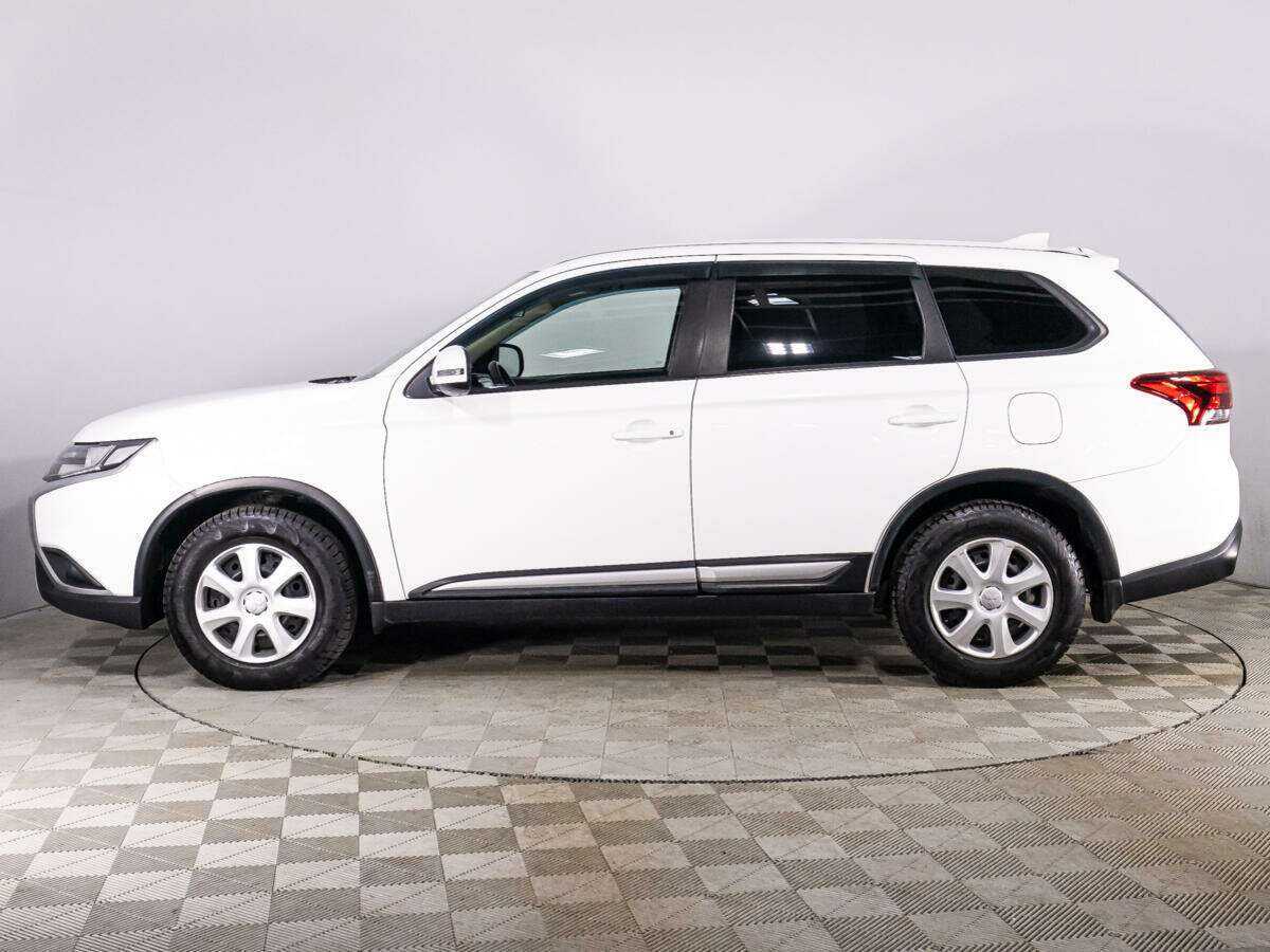 Mitsubishi Outlander, 2019 - 131 160 км. | Фото №8