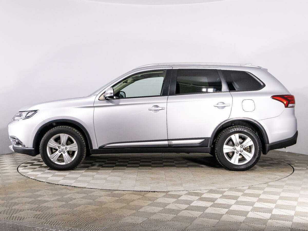 Mitsubishi Outlander, 2017 - 75 290 км. | Фото №8