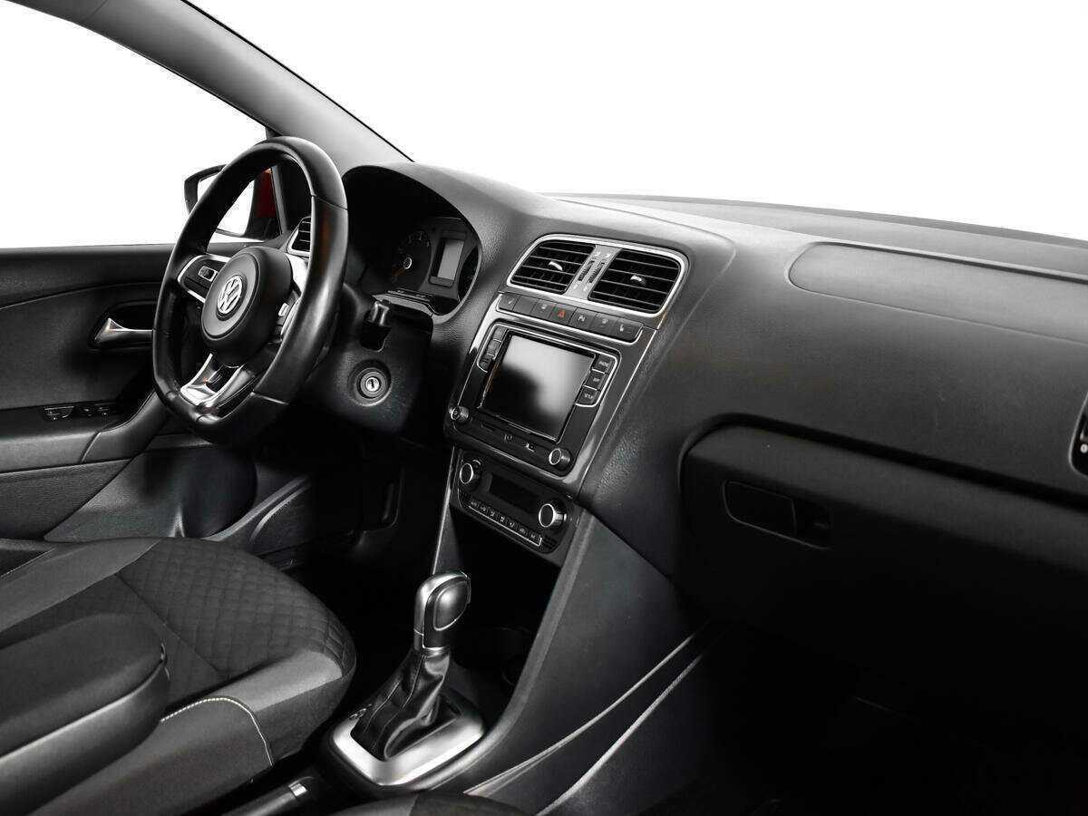 Volkswagen Polo, 2018 Фото №9