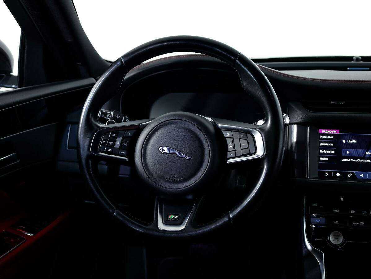 Jaguar XF, 2017 Фото №12