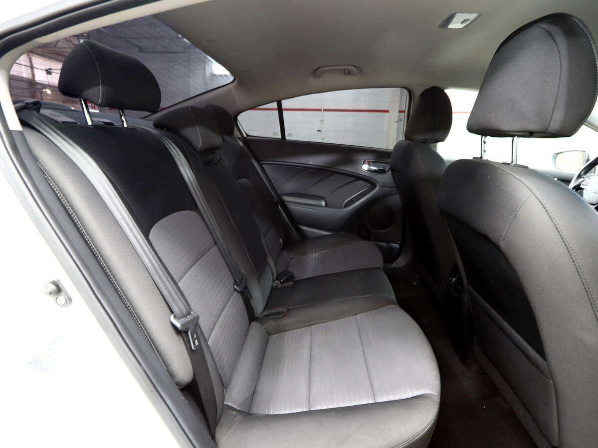 Kia Cerato, 2018 Фото №19