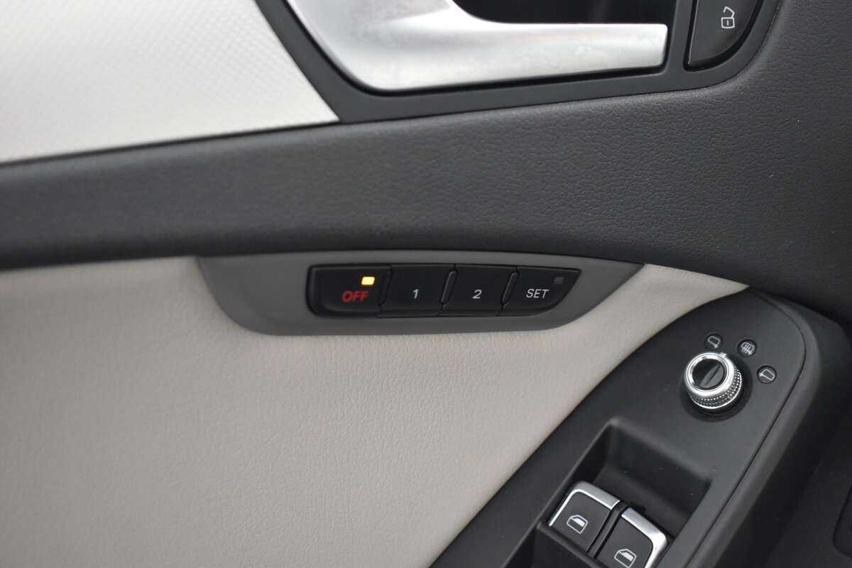 Audi A4, 2012 Фото №9