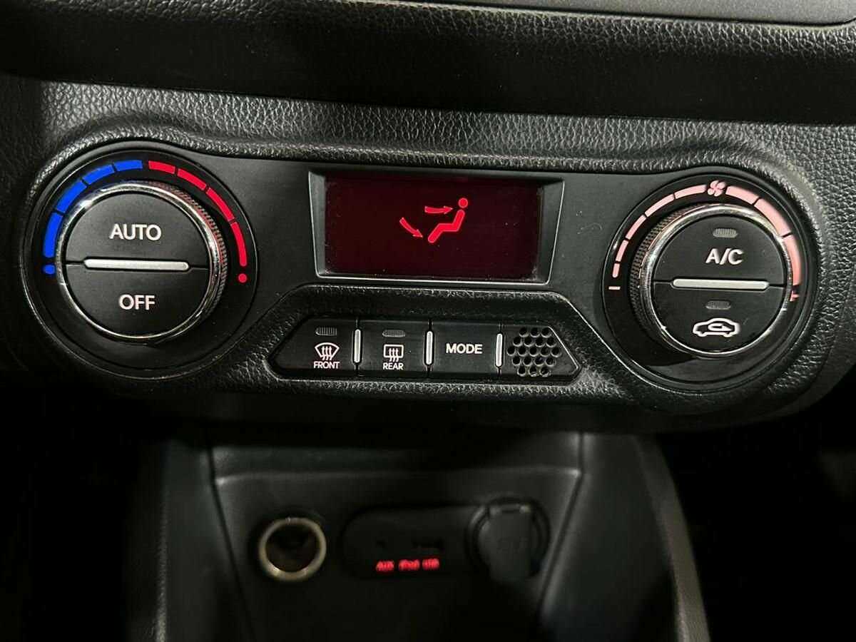Kia Rio 6-speed, 2014 Фото №14