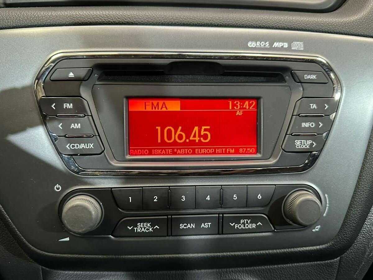 Kia Rio, 2014 Фото №14