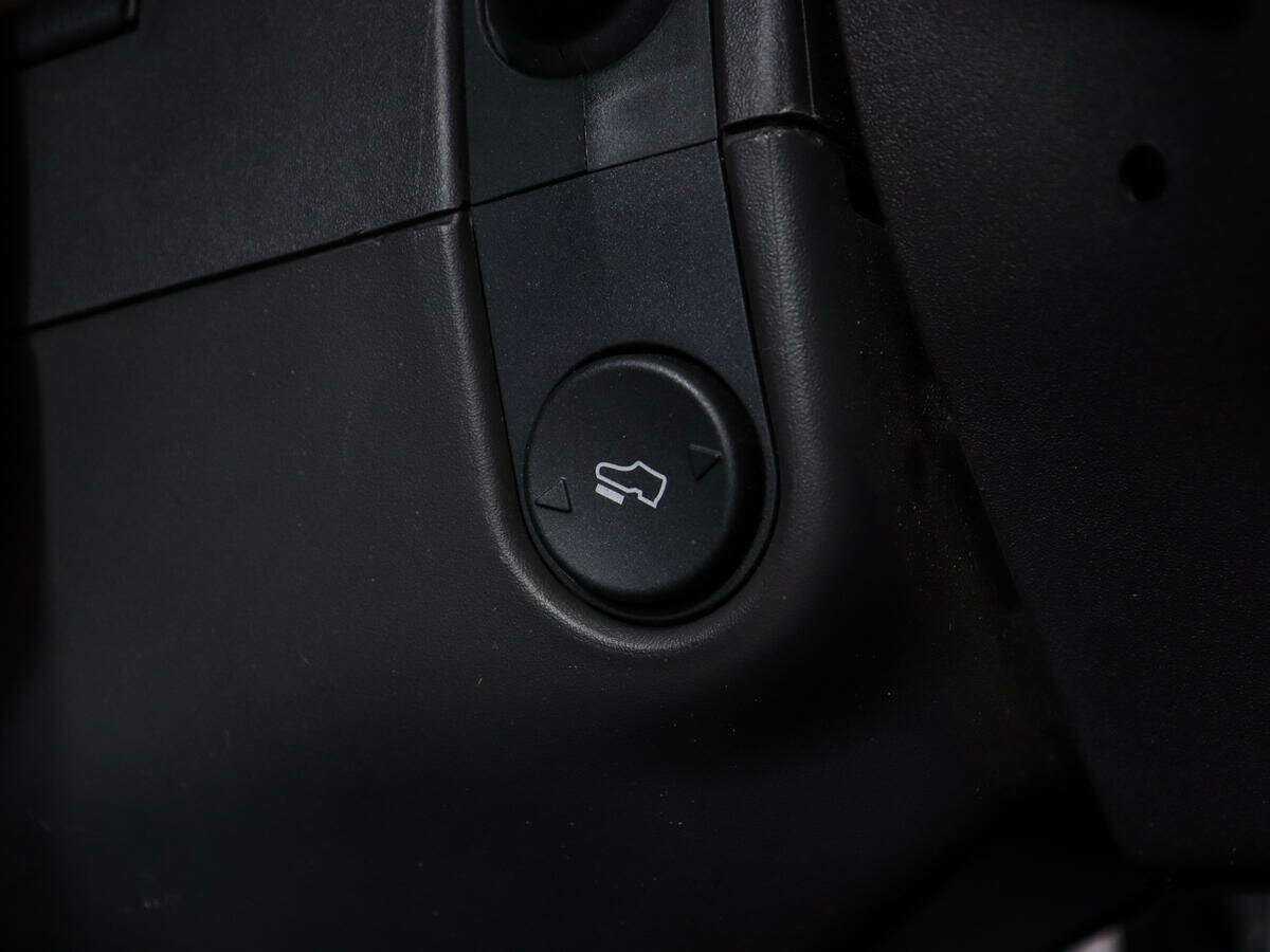 Ford Explorer Sport, 2015 Фото №25