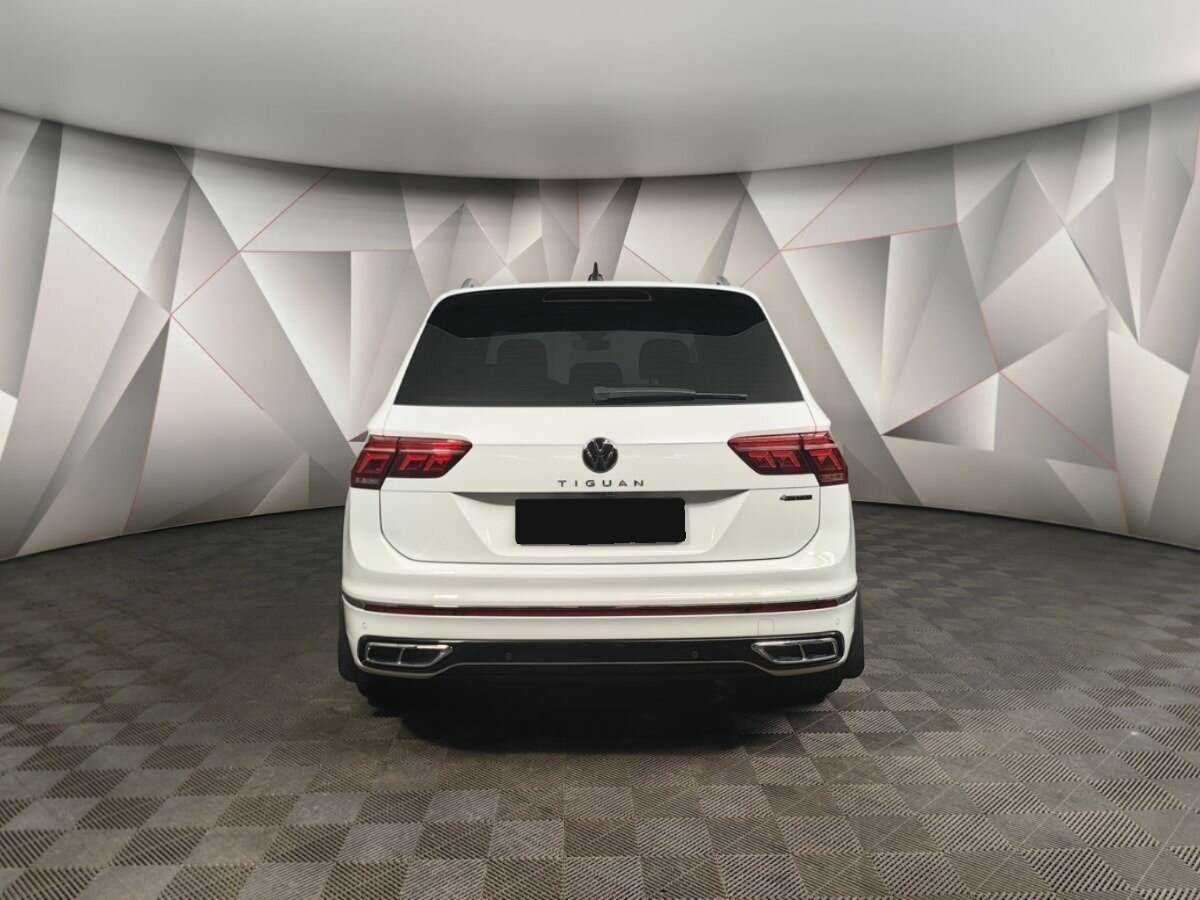 Volkswagen Tiguan, 2021 - 48 962 км. | Фото №8