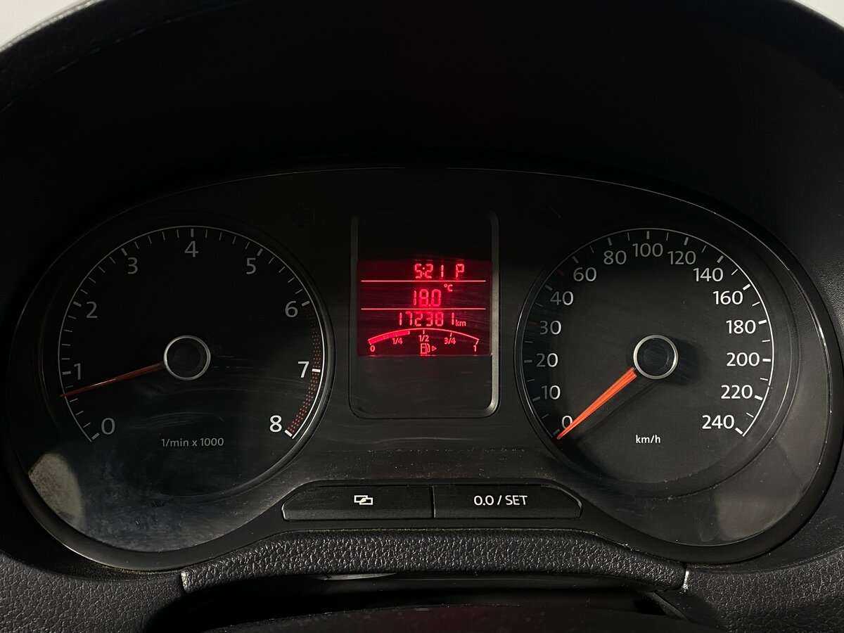 Volkswagen Polo, 2012 Фото №15