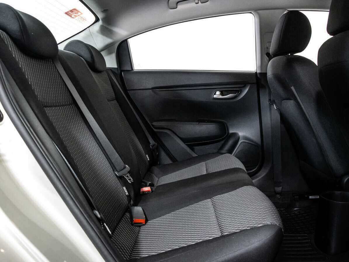 Kia Rio, 2018 Фото №10