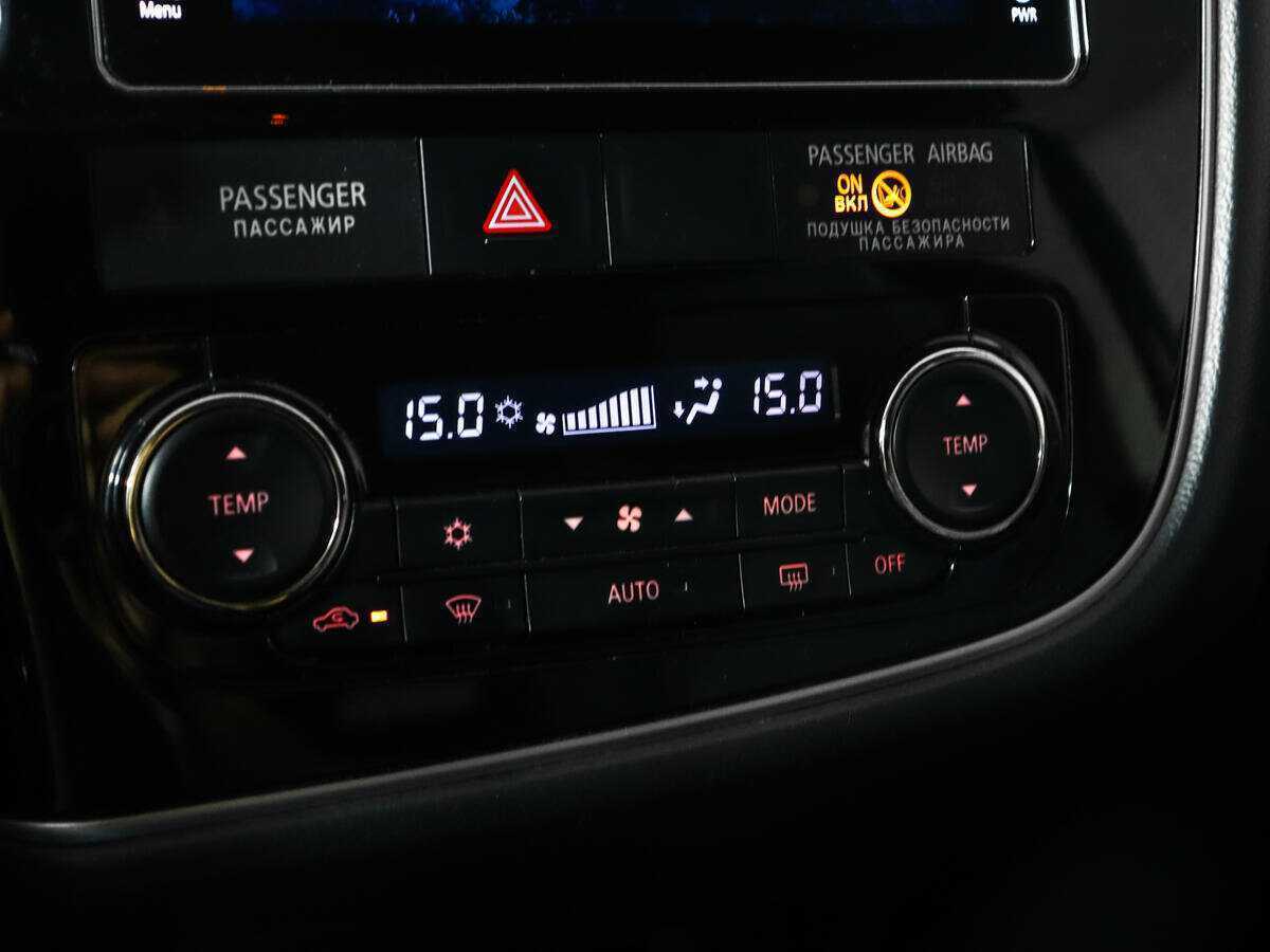 Mitsubishi Outlander, 2017 Фото №14