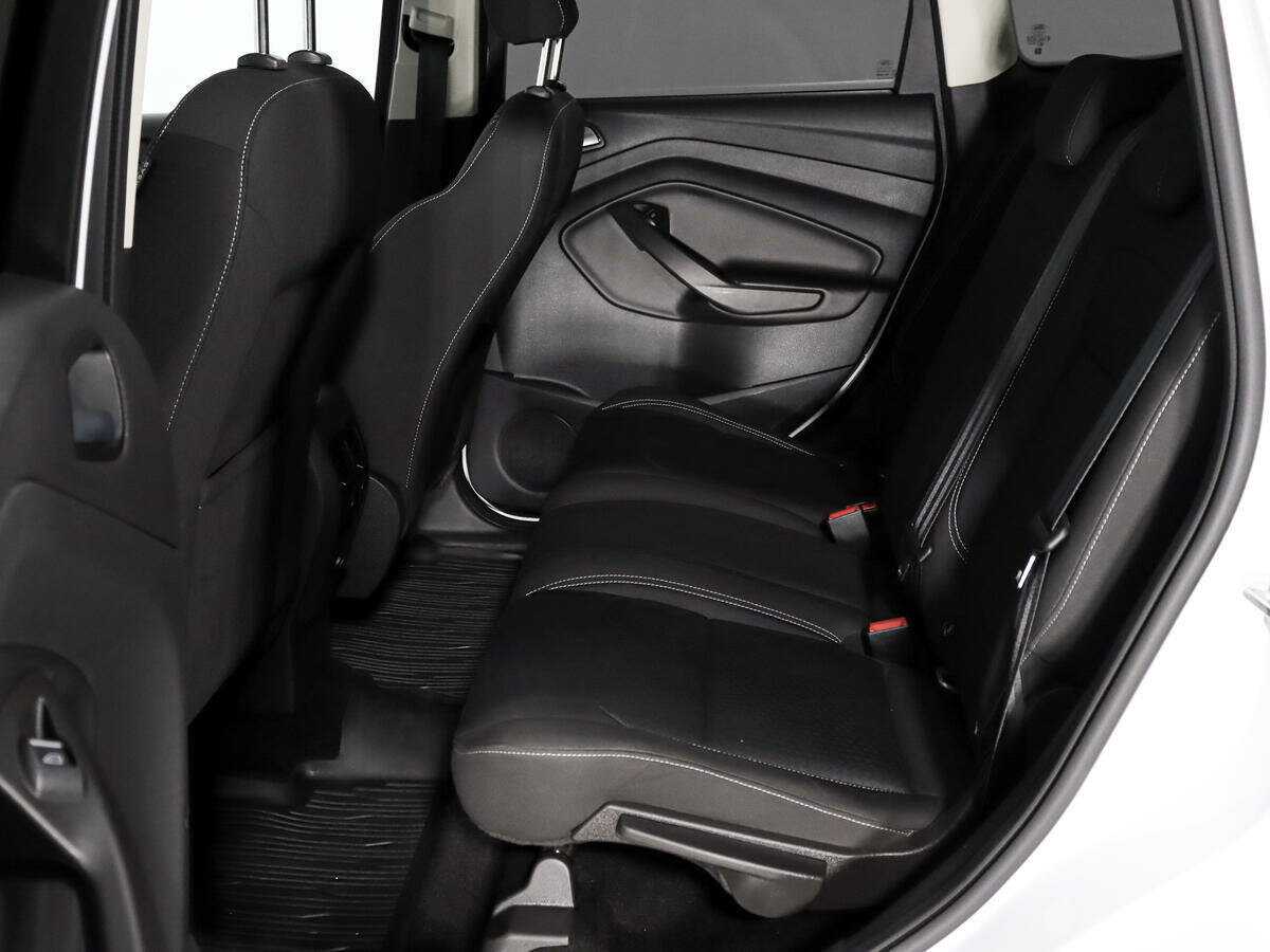 Ford Kuga, 2018 Фото №11