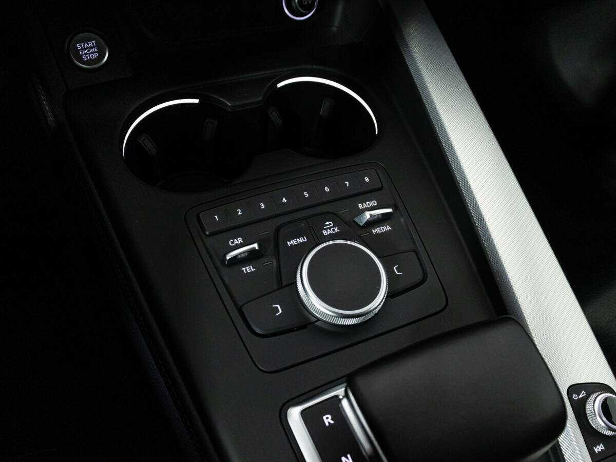 Audi A4, 2016 Фото №18