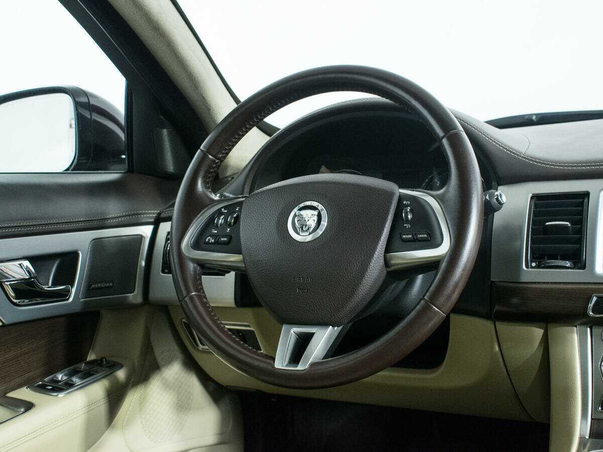 Jaguar XF, 2013 Фото №13