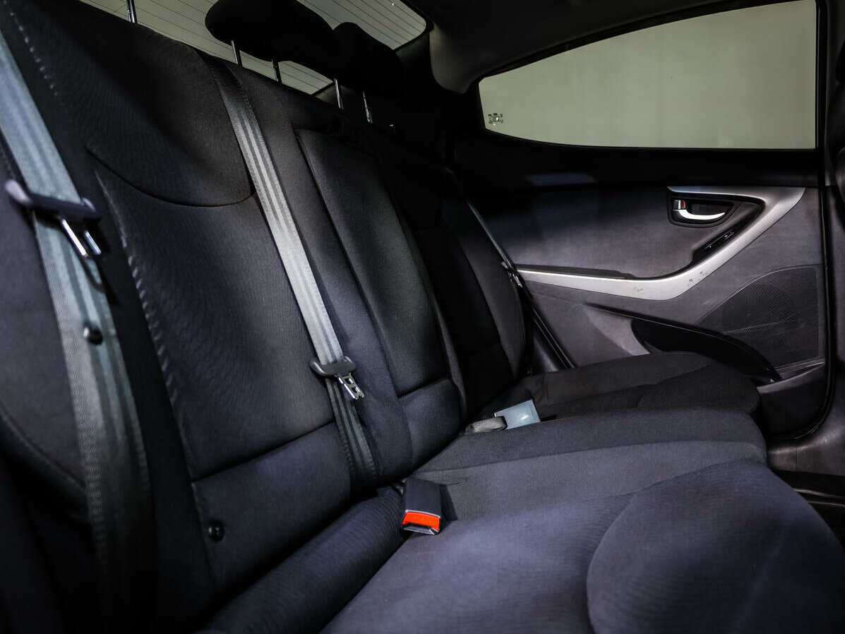 Hyundai Elantra, 2015 Фото №12