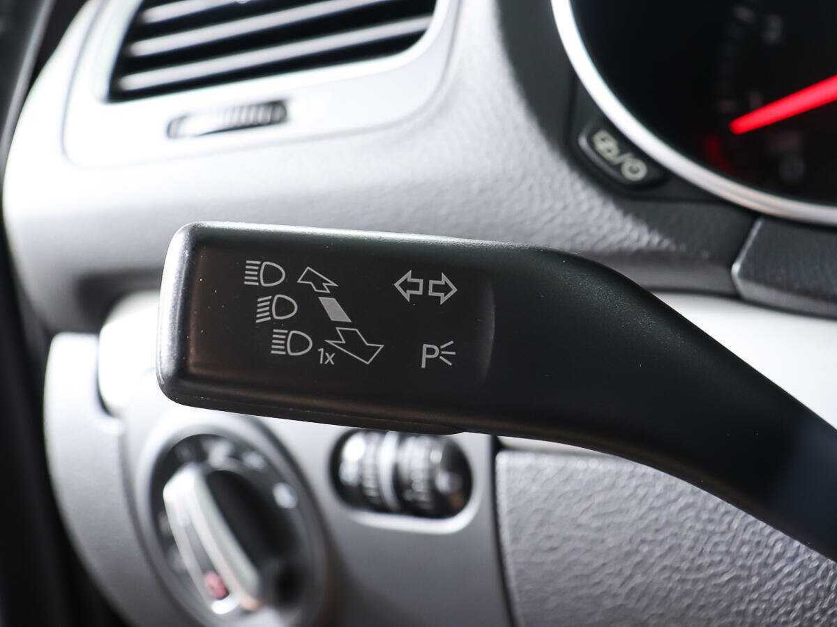 Volkswagen Golf, 2012 Фото №14