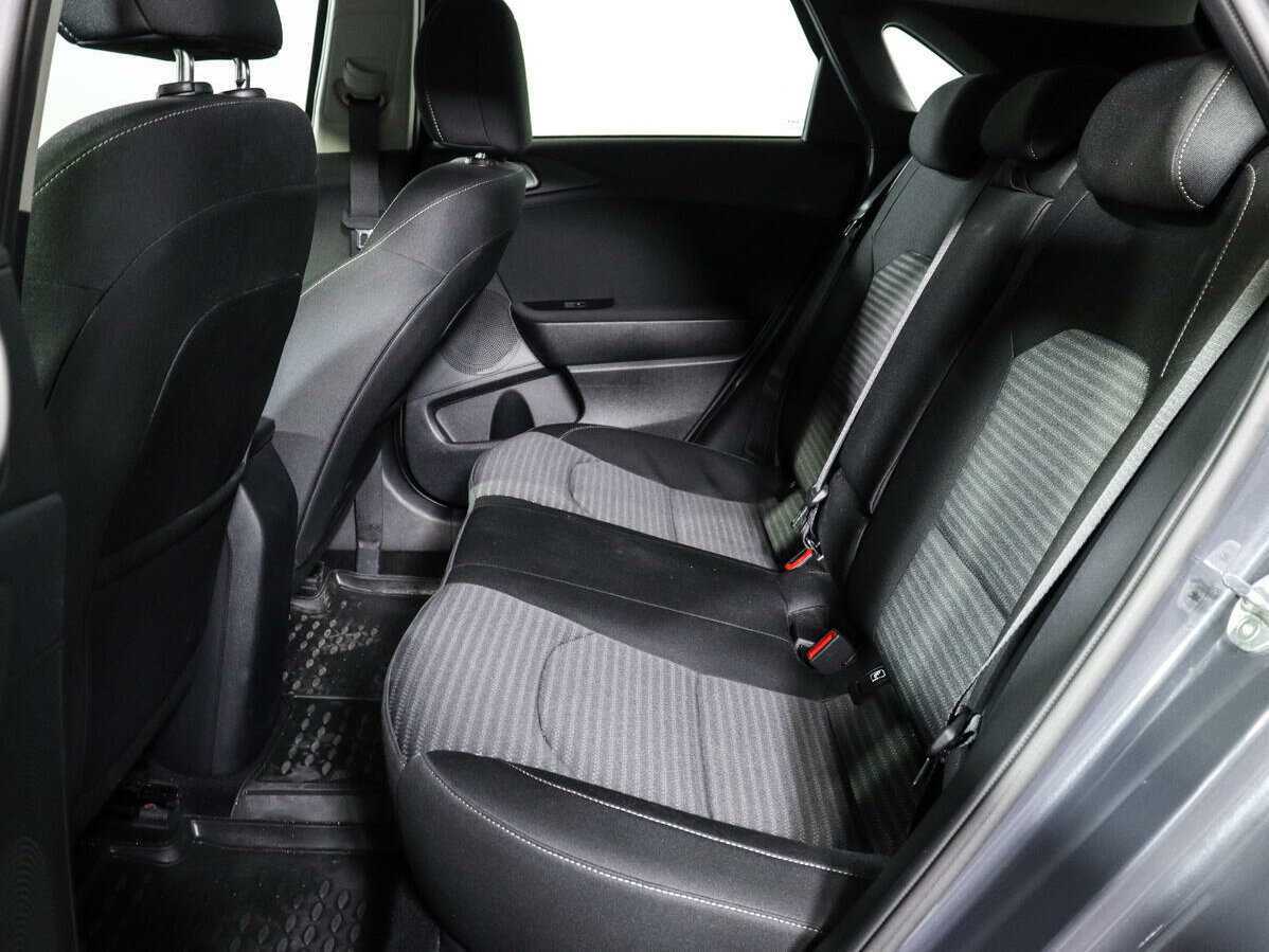 Kia Ceed, 2022 Фото №10