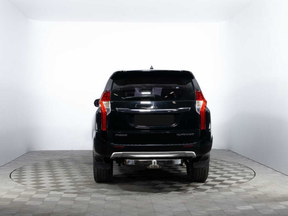 Mitsubishi Pajero Sport, 2017 - 100 400 км. | Фото №6