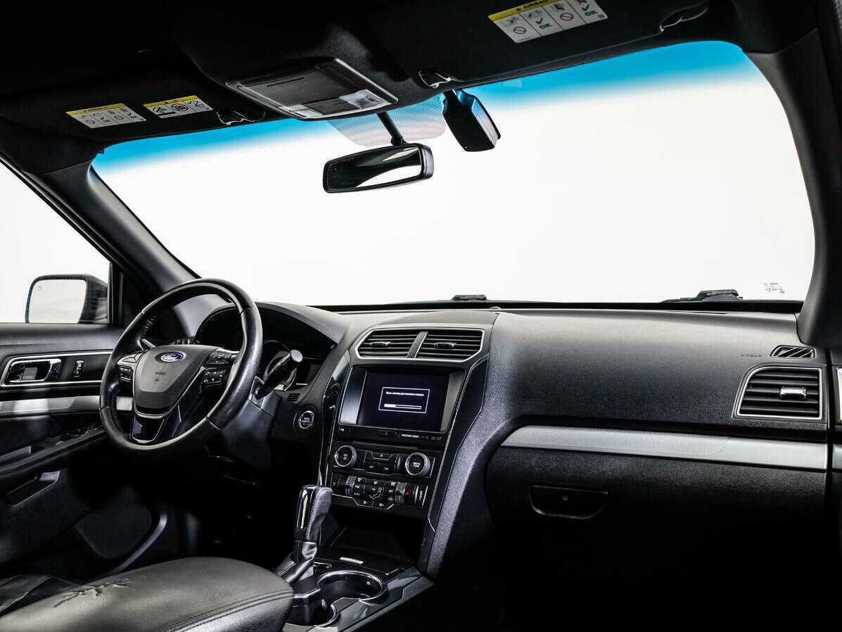 Ford Explorer, 2016 Фото №9