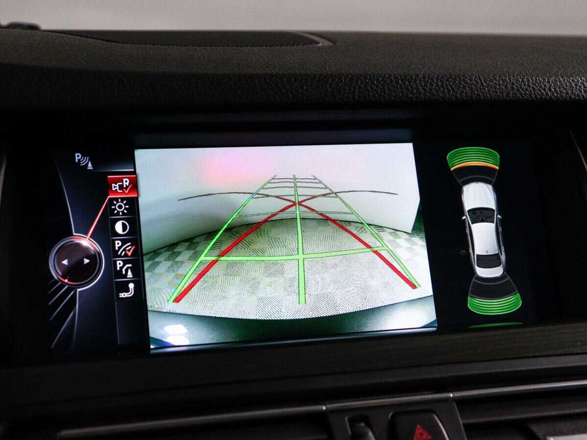 BMW 5 серии 530d xDrive, 2016 Фото №27