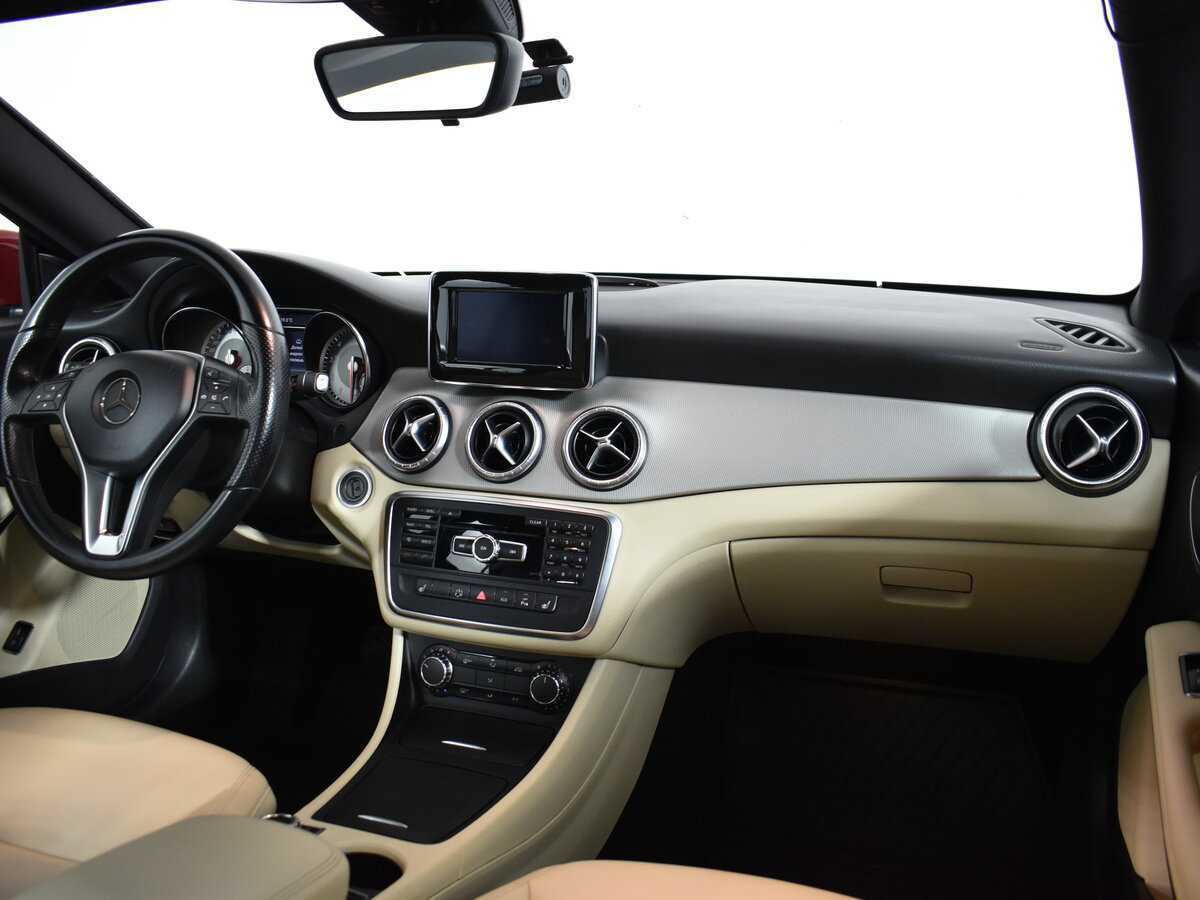 Mercedes-Benz CLA 200, 2013 Фото №10