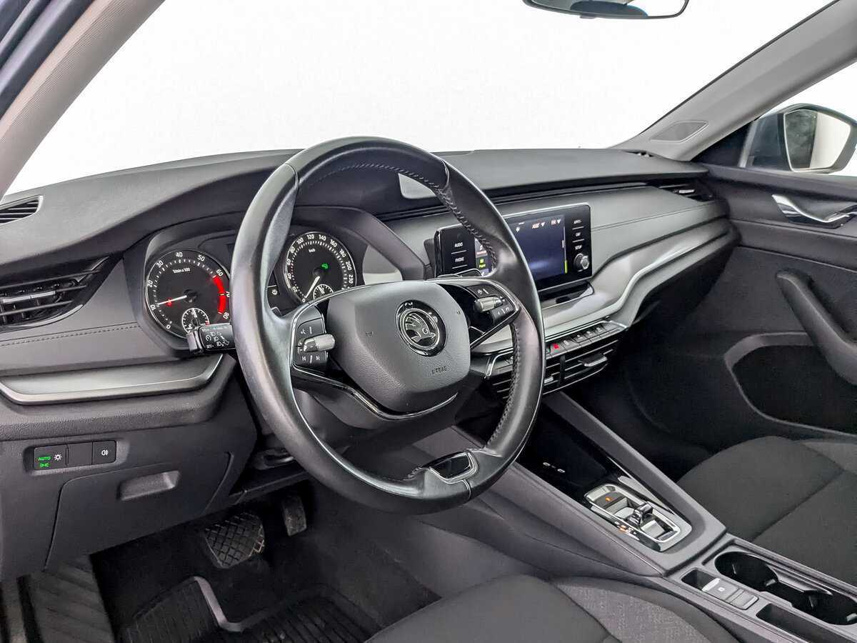 Skoda Octavia, 2021 Фото №14