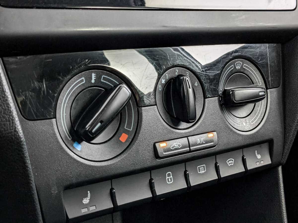 Skoda Rapid, 2018 Фото №17