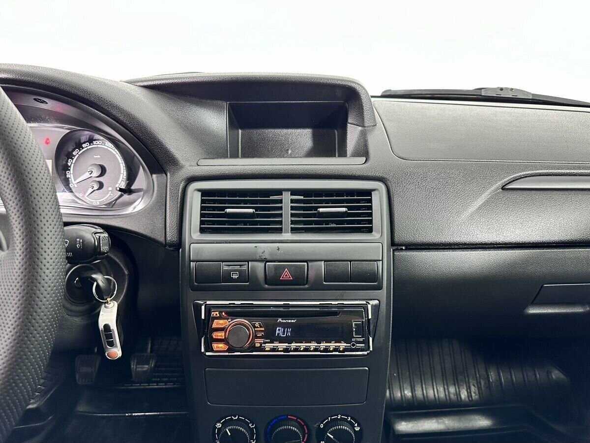 Lada (ВАЗ) Priora, 2017 Фото №12