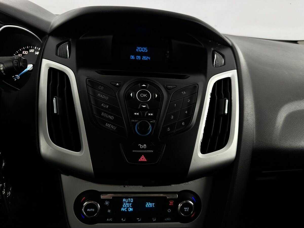 Ford Focus, 2013 Фото №11