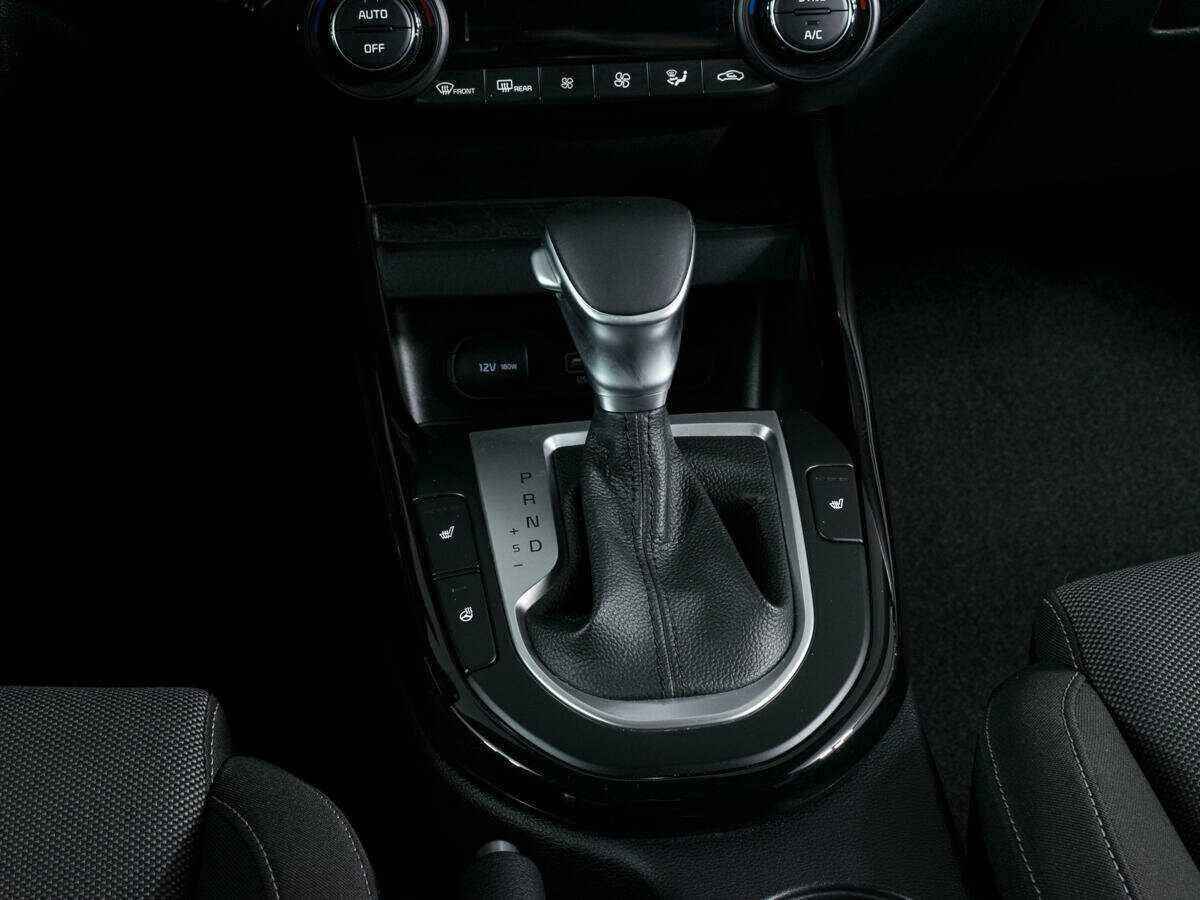 Kia Cerato, 2022 Фото №15