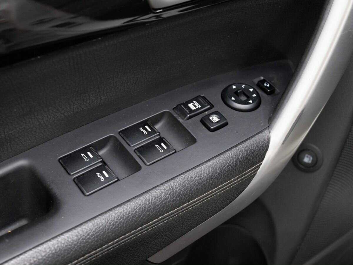 Kia Sorento, 2012 Фото №17