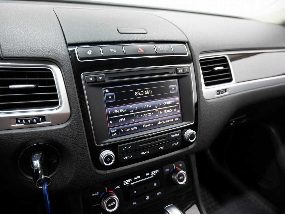 Volkswagen Touareg, 2015 Фото №21