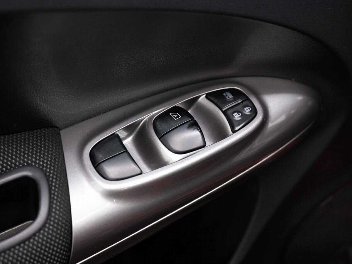 Nissan Juke, 2012 Фото №16