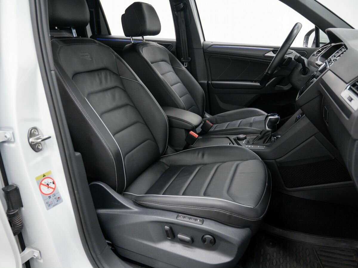 Volkswagen Tiguan, 2022 - 60 636 км. | Фото №8