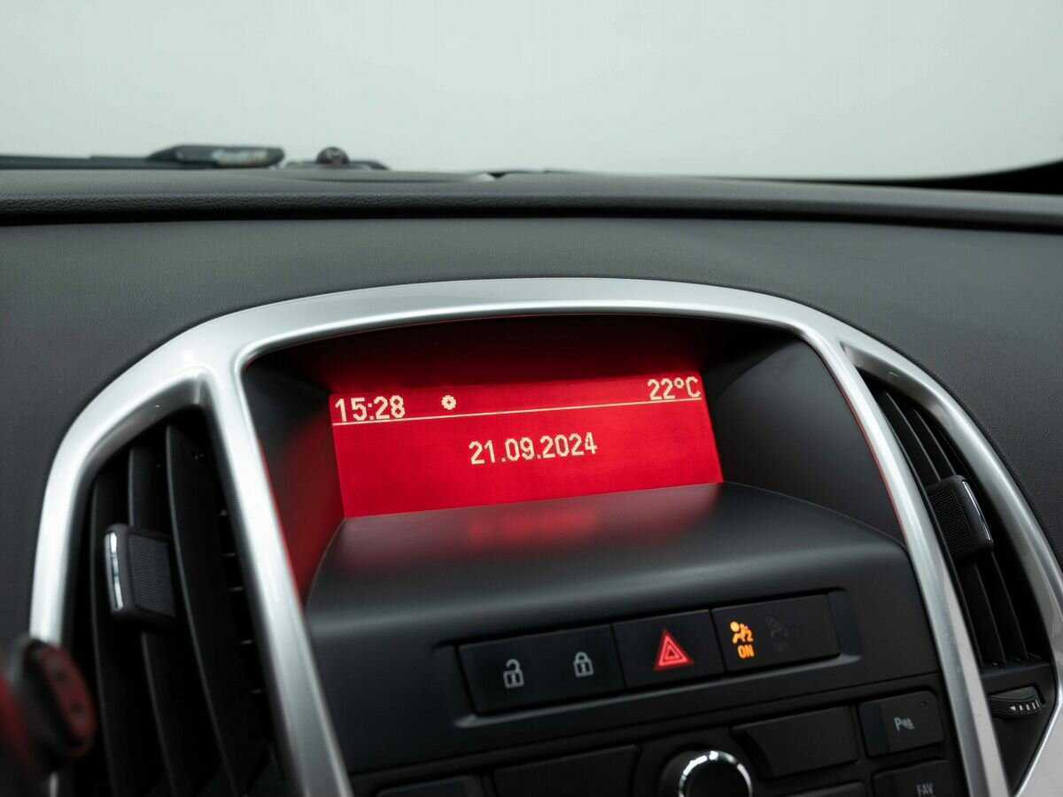 Opel Astra GTC, 2013 Фото №19