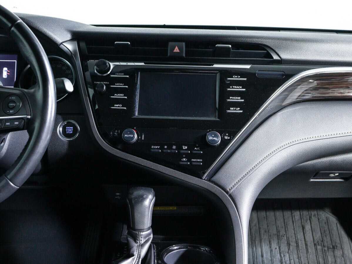 Toyota Camry, 2020 Фото №13