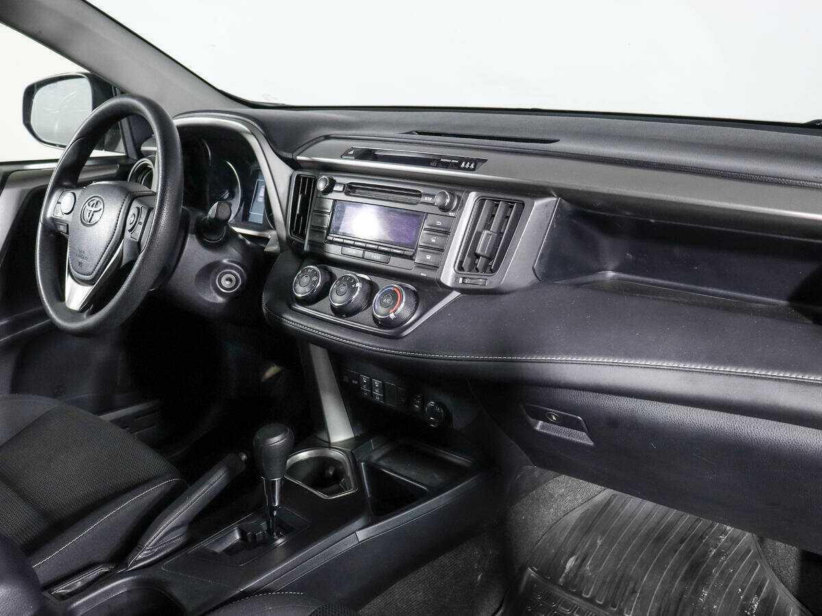 Toyota RAV4, 2016 Фото №9