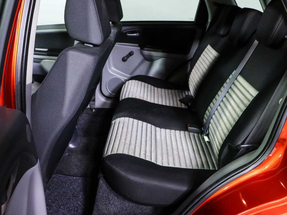 Suzuki SX4, 2012 Фото №10