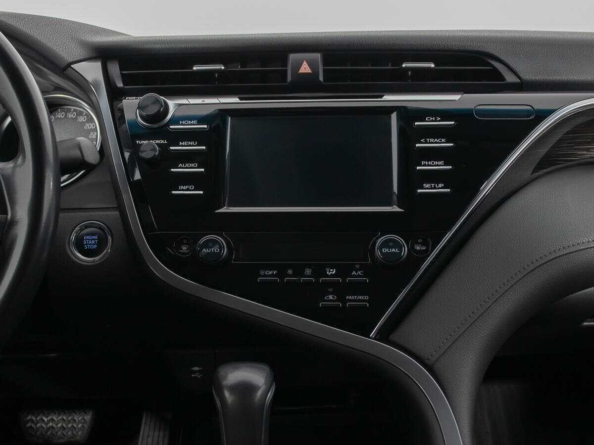 Toyota Camry, 2018 Фото №18