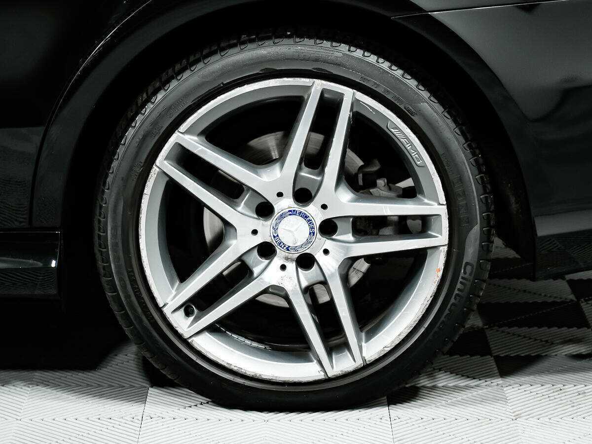 Mercedes-Benz E-Класс 300, 2013 Фото №12