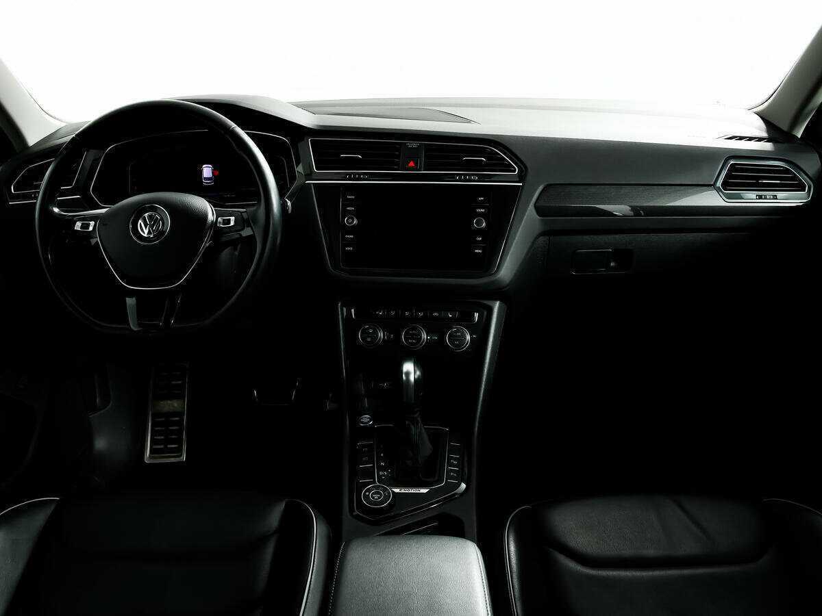 Volkswagen Tiguan, 2020 Фото №11