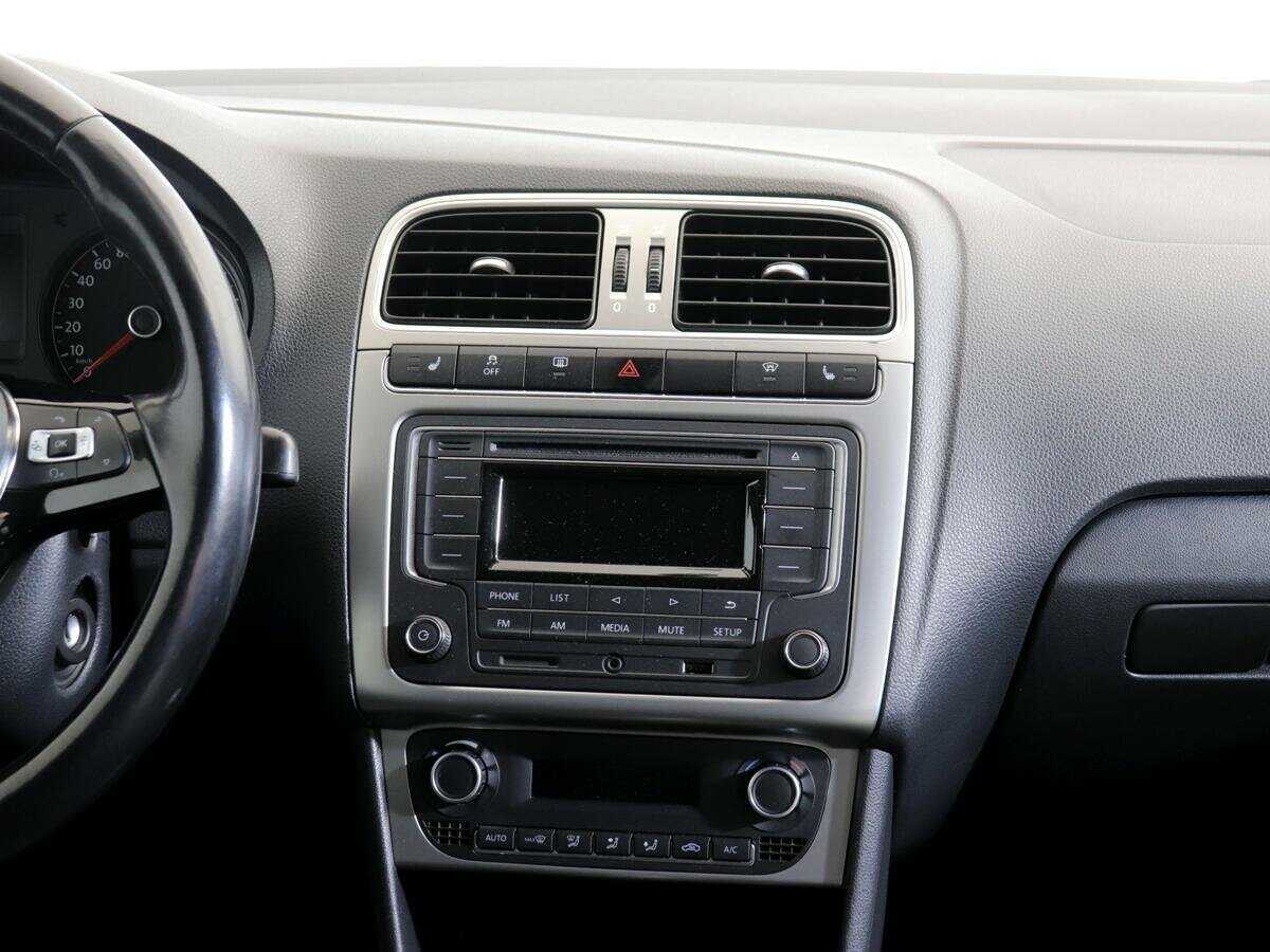 Volkswagen Polo, 2017 Фото №14