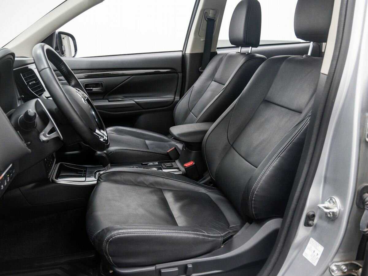 Mitsubishi Outlander, 2018 Фото №15