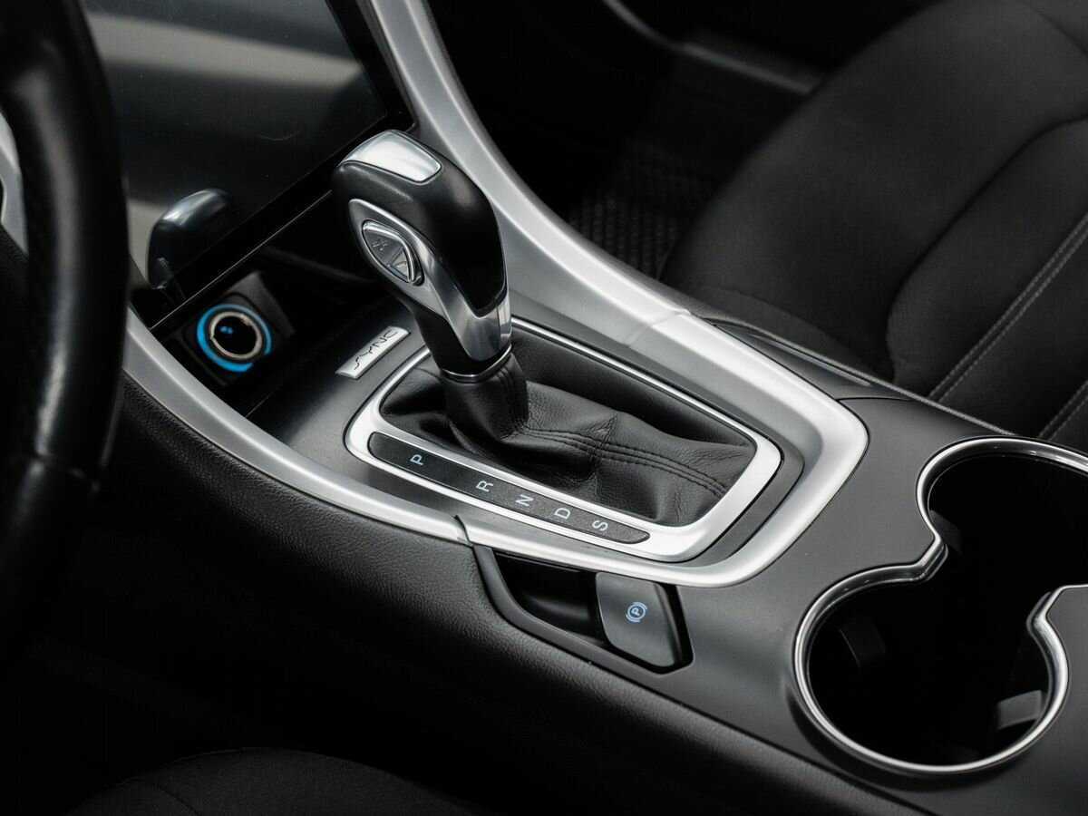 Ford Mondeo, 2018 Фото №19