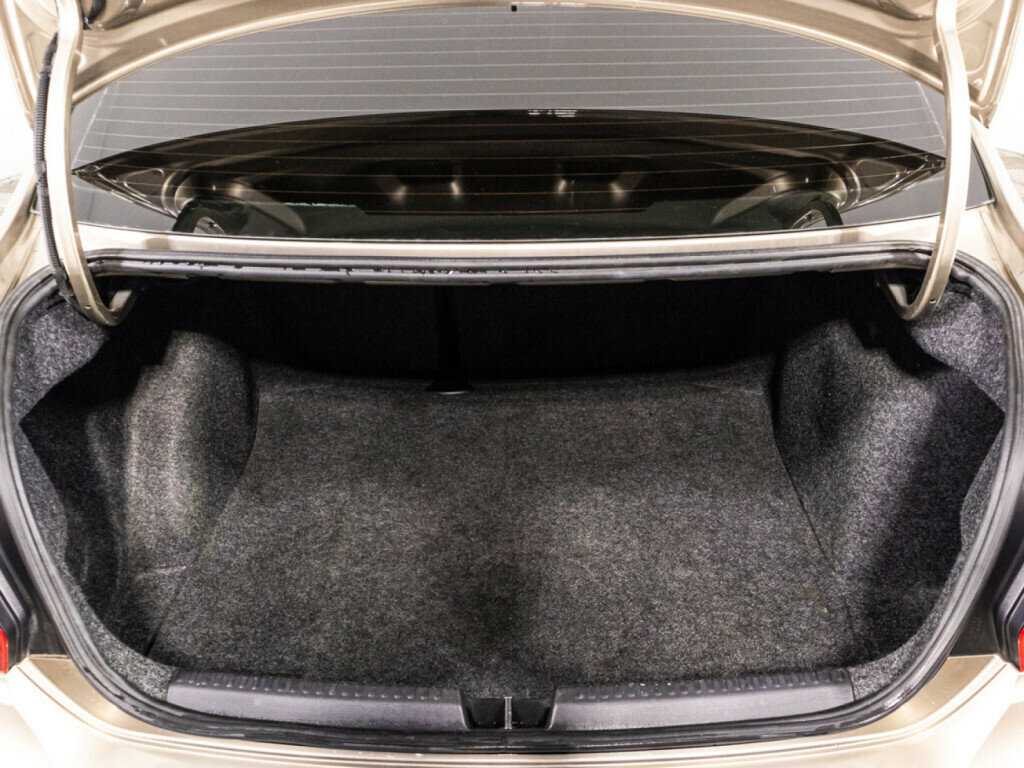 Volkswagen Polo, 2018 Фото №15