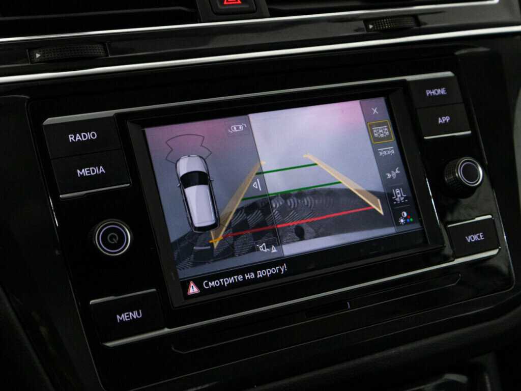 Volkswagen Tiguan, 2021 Фото №15