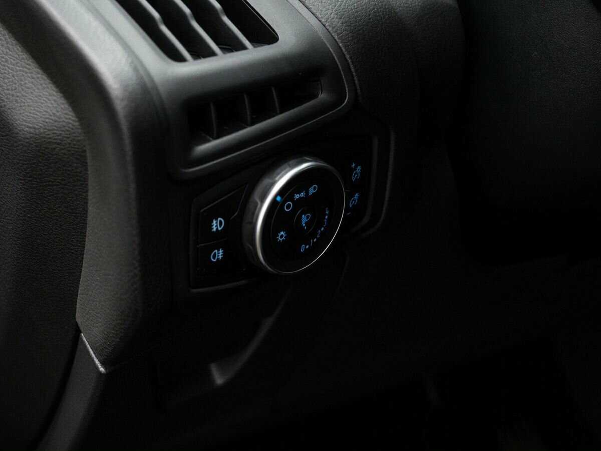 Ford Focus, 2017 Фото №16