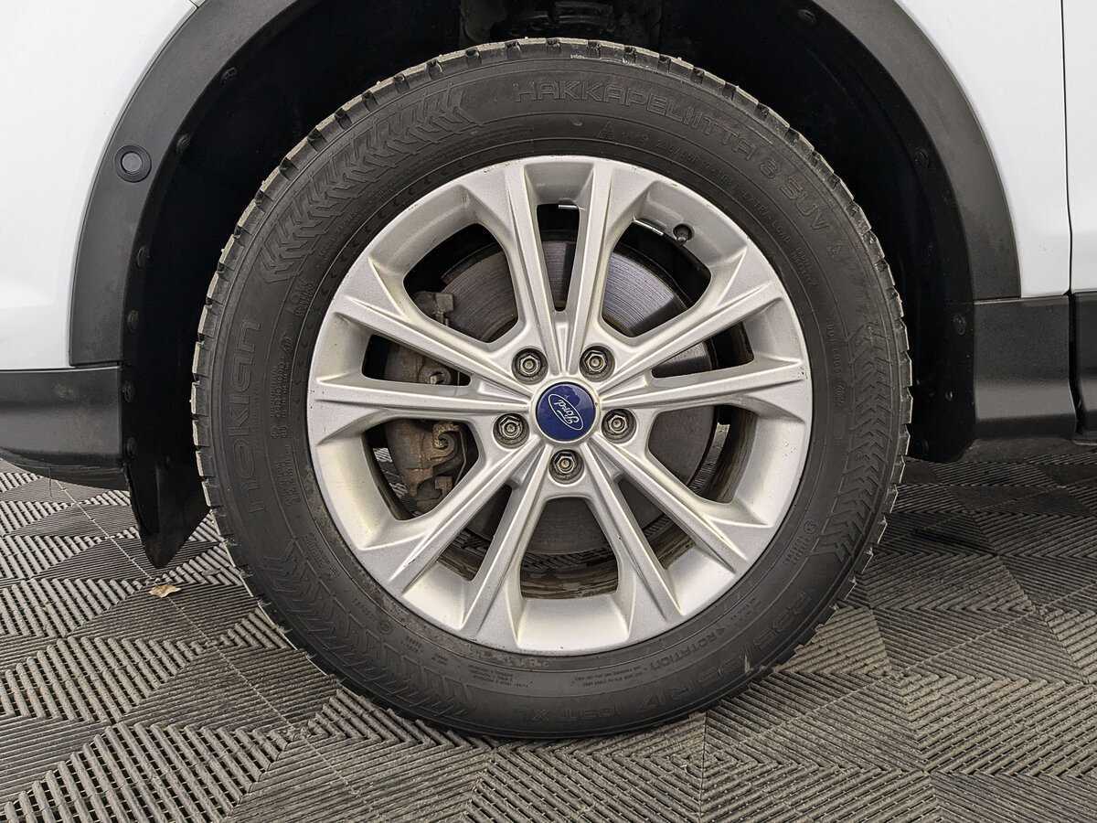 Ford Kuga, 2018 Фото №12