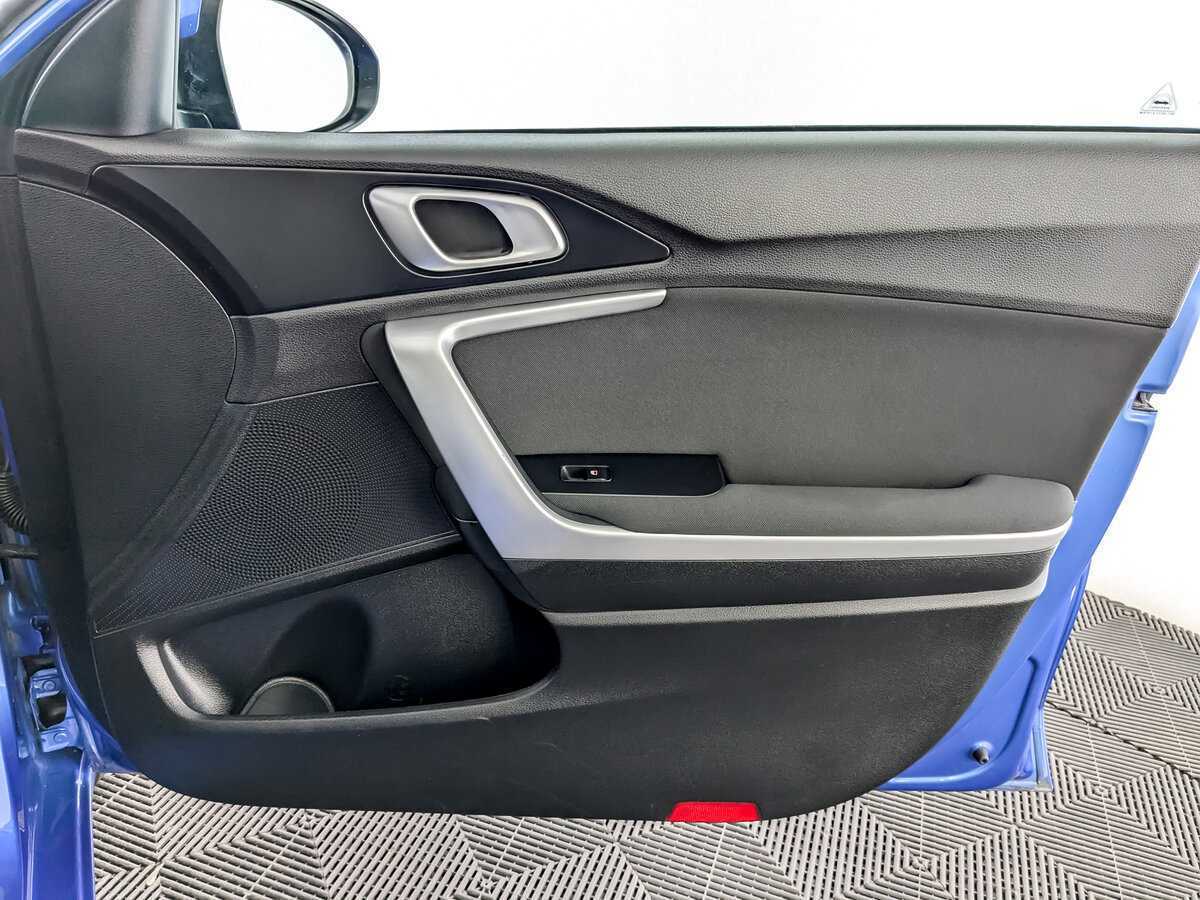 Kia Ceed, 2022 Фото №23