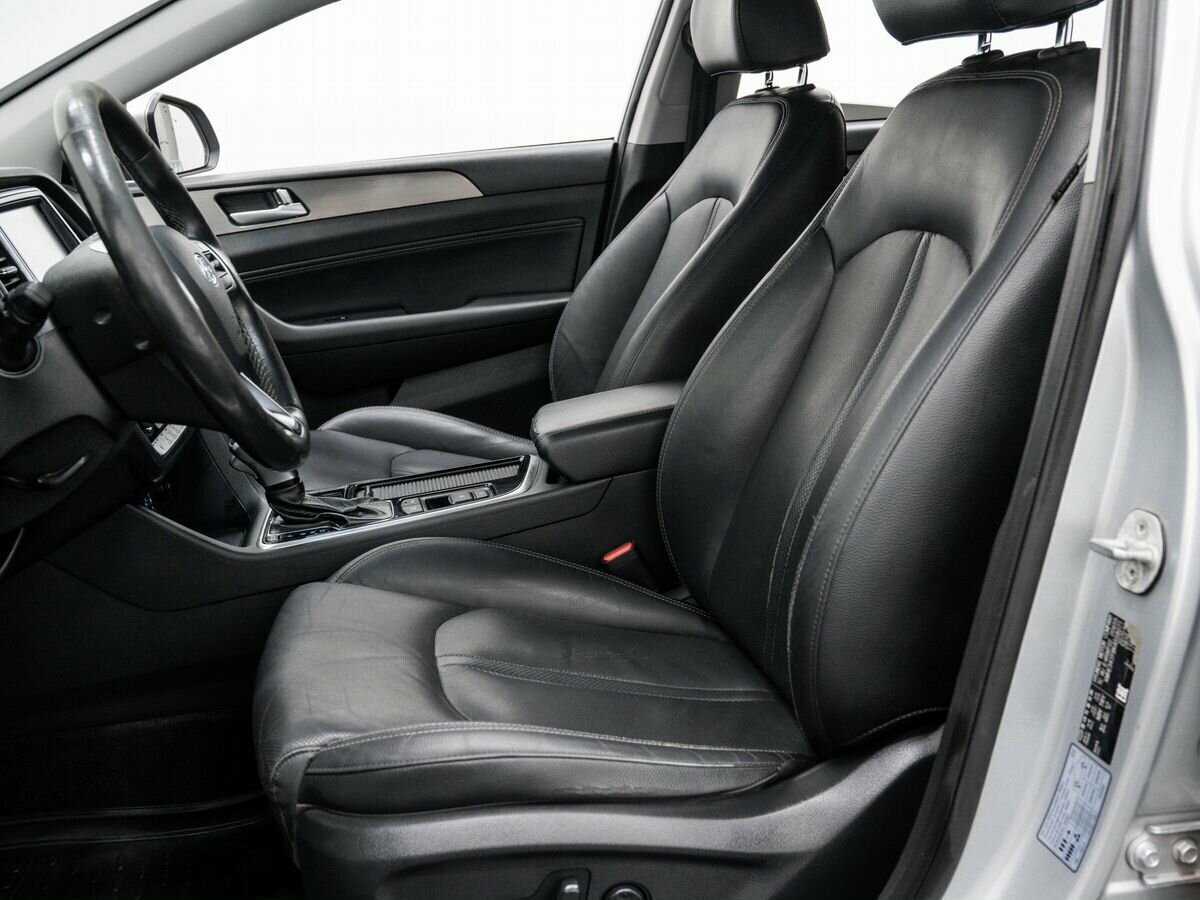 Hyundai Sonata, 2019 Фото №16