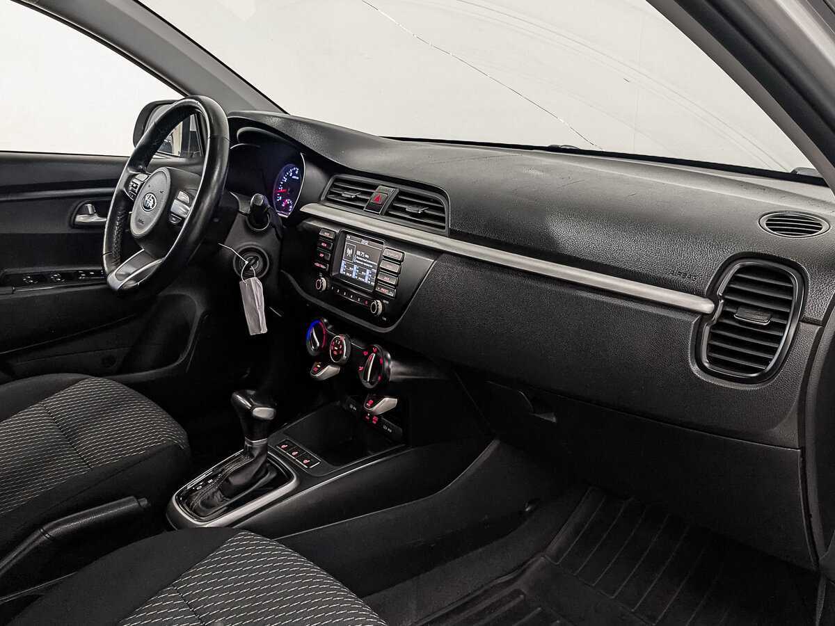 Kia Rio X-Line, 2020 Фото №13