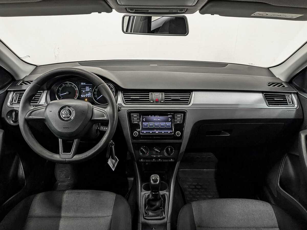 Skoda Rapid, 2017 Фото №12